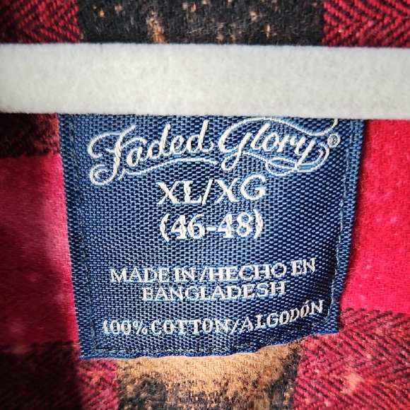 Faded Glory Red and Black Plaid Reverse Bleached Flannel Shirt - Picture 3 of 7